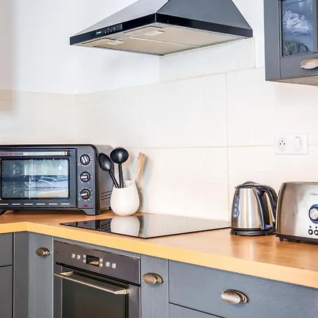 Maison D'architecte Centre Jardin, Climatisation, Parking 5 P Holiday home