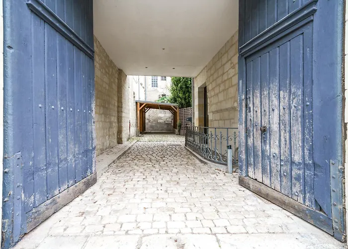 Дом отдыха Maison D'architecte Centre Jardin, Climatisation, Parking 5 P *