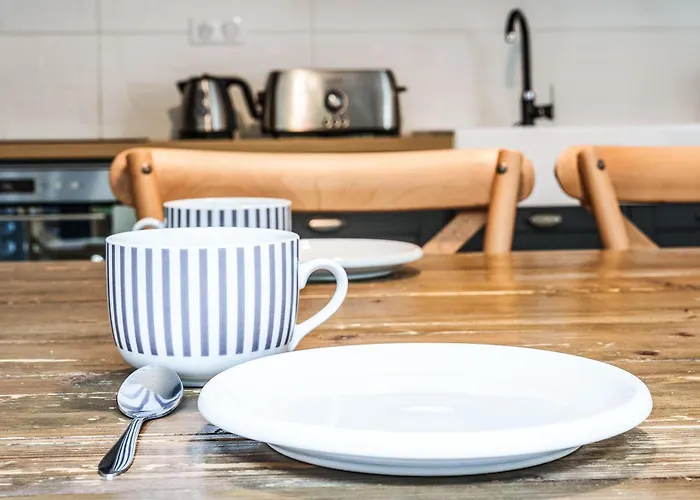 Maison D'architecte Centre Jardin, Climatisation, Parking 5 P *